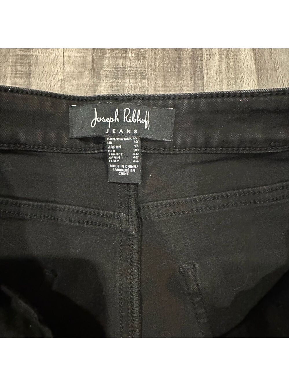 Joseph Ribkoff Black Jeans – Size 10 – Crystal Embellished Back Pocket - Picture 4 of 7